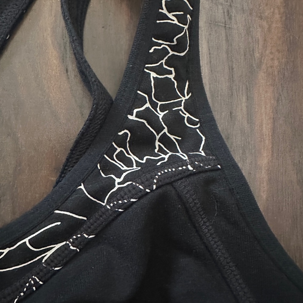 Athleta woman’s size small sports bra - Picture 3 of 4